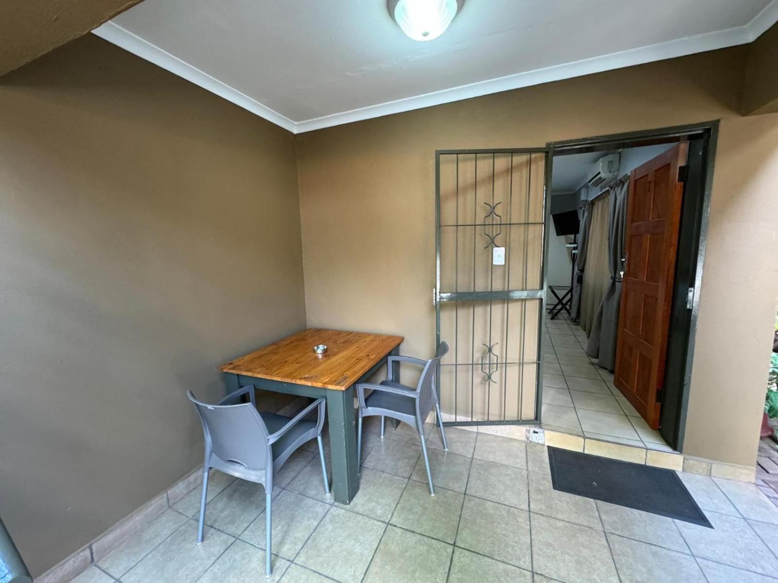 Echo Mountain Inn (Adults Only) Thabazimbi Room photo